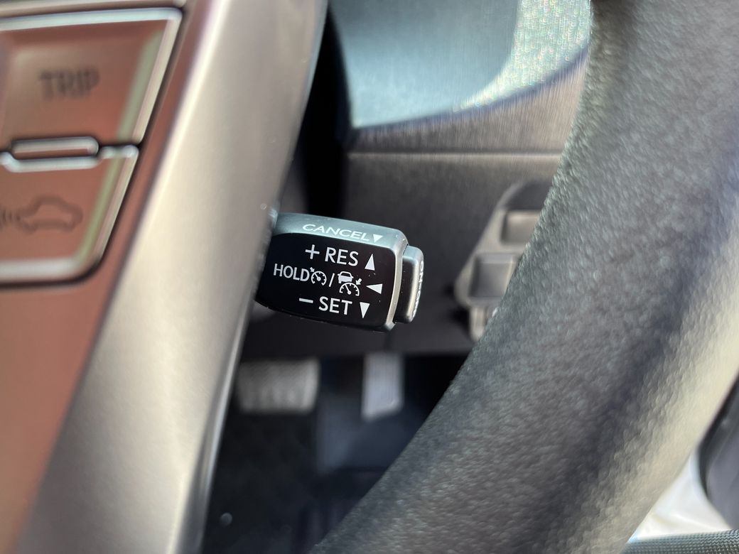 2020 Toyota Prius Alpha