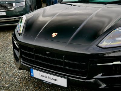 2025 Porsche Cayenne