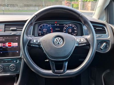 2019 Volkswagen Golf