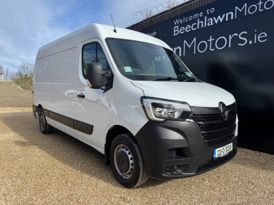 2022 Renault Master