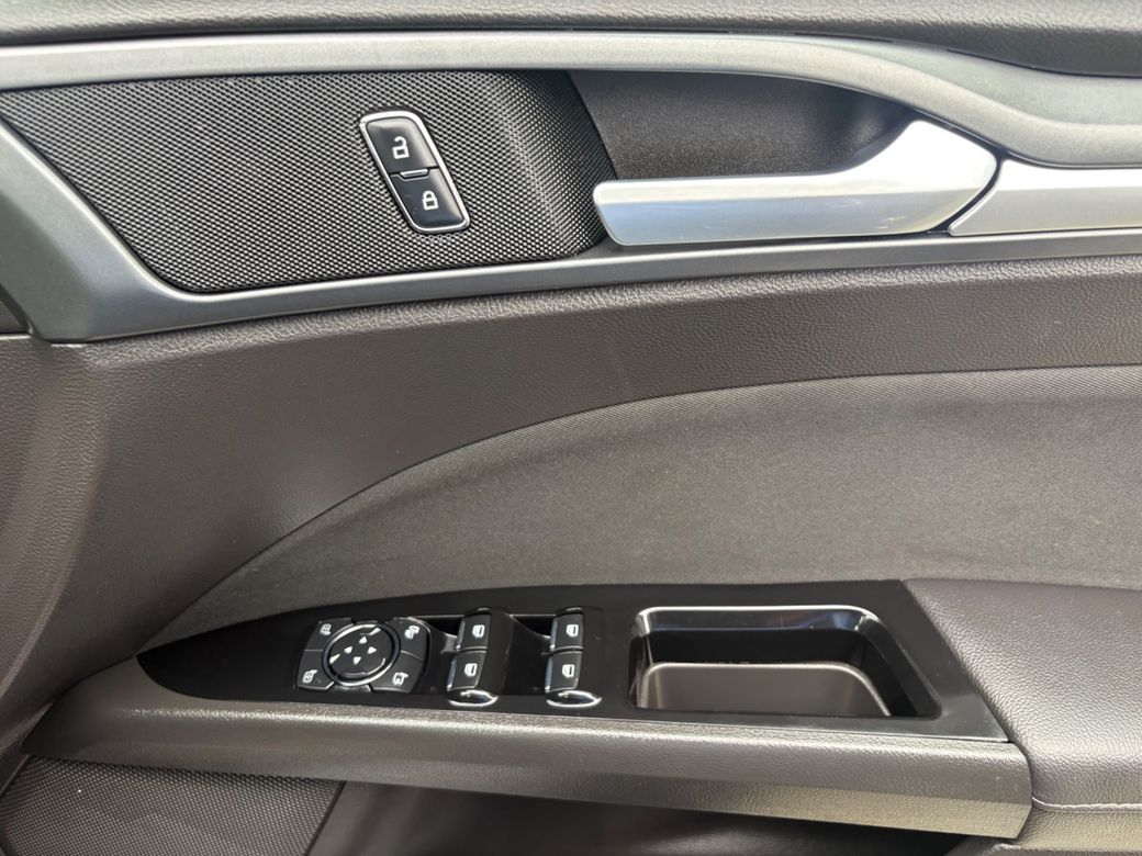 2017 Ford Mondeo