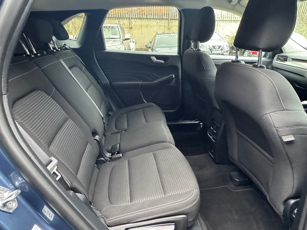 2022 Ford Kuga
