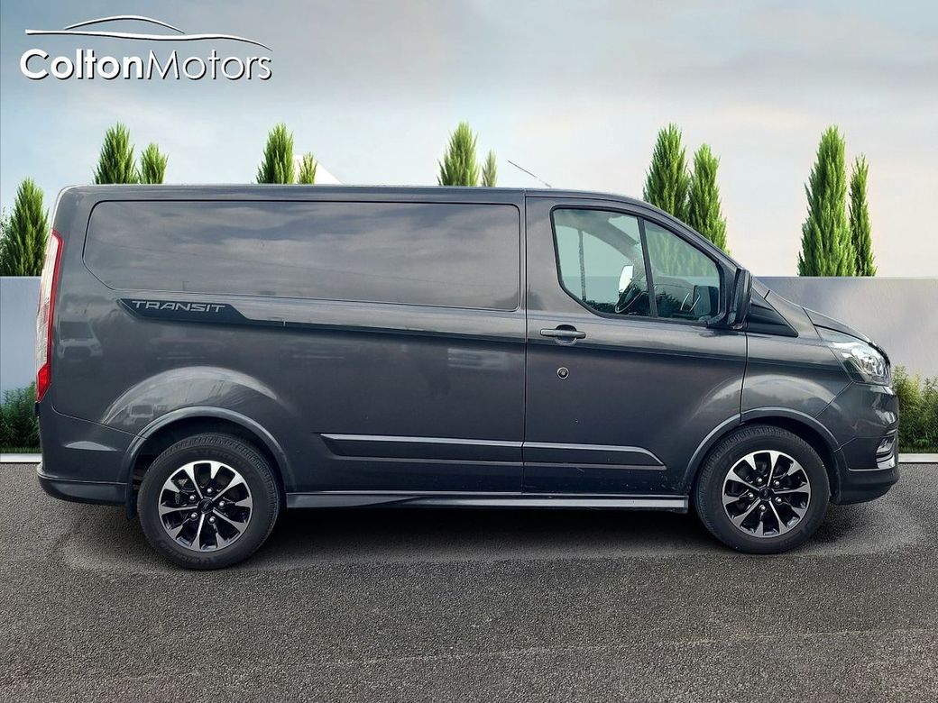 2023 Ford Transit Custom
