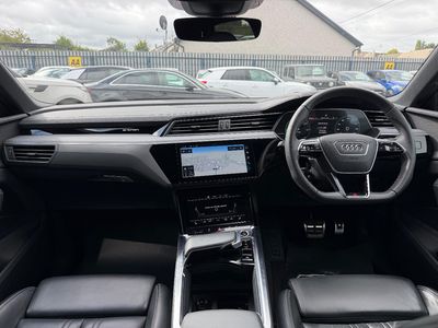 2024 Audi Q8 e-tron