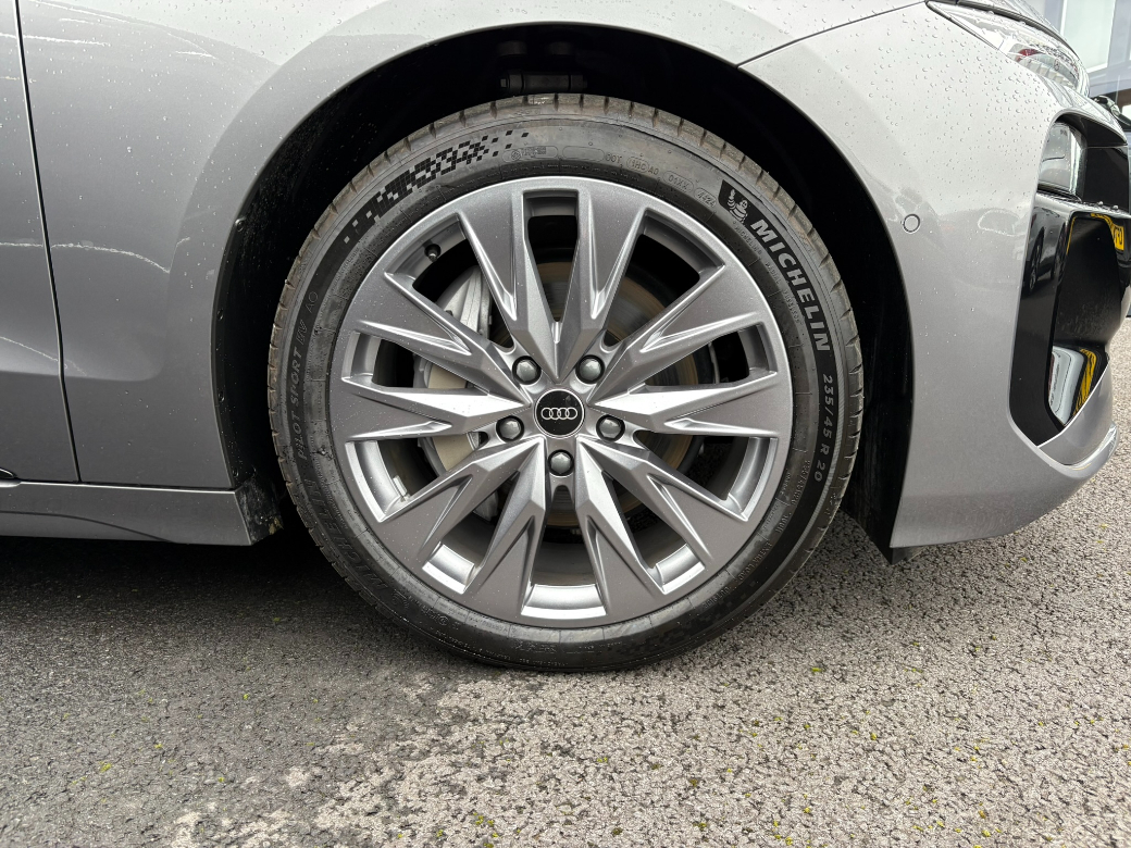 2025 Audi A6 Avant e-tron