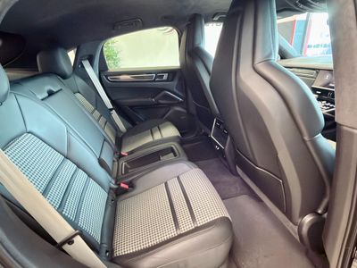 2023 Porsche Cayenne