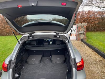 2024 Mercedes-Benz GLC Class