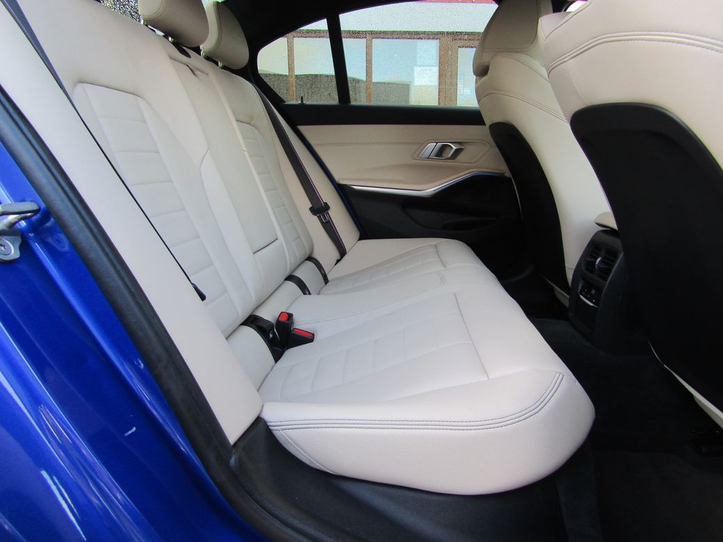 2022 BMW 3 Series