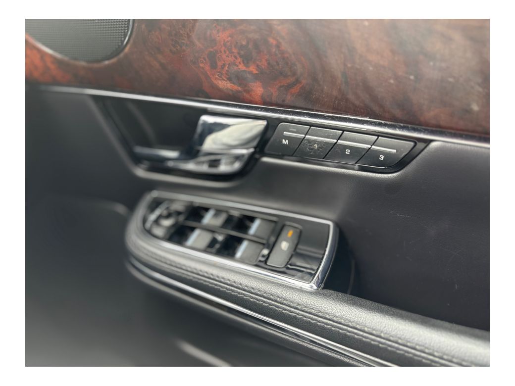 2011 Jaguar XJ