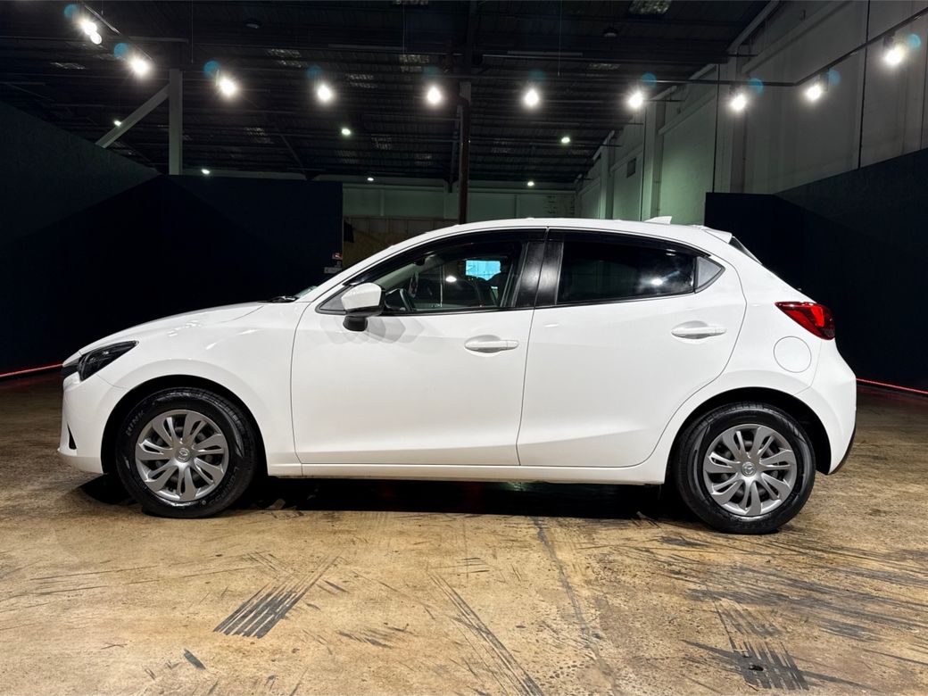 2019 Mazda Demio