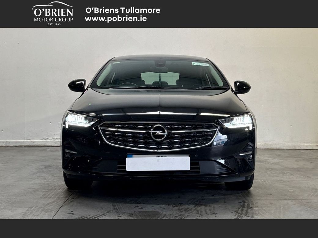 2022 Opel Insignia
