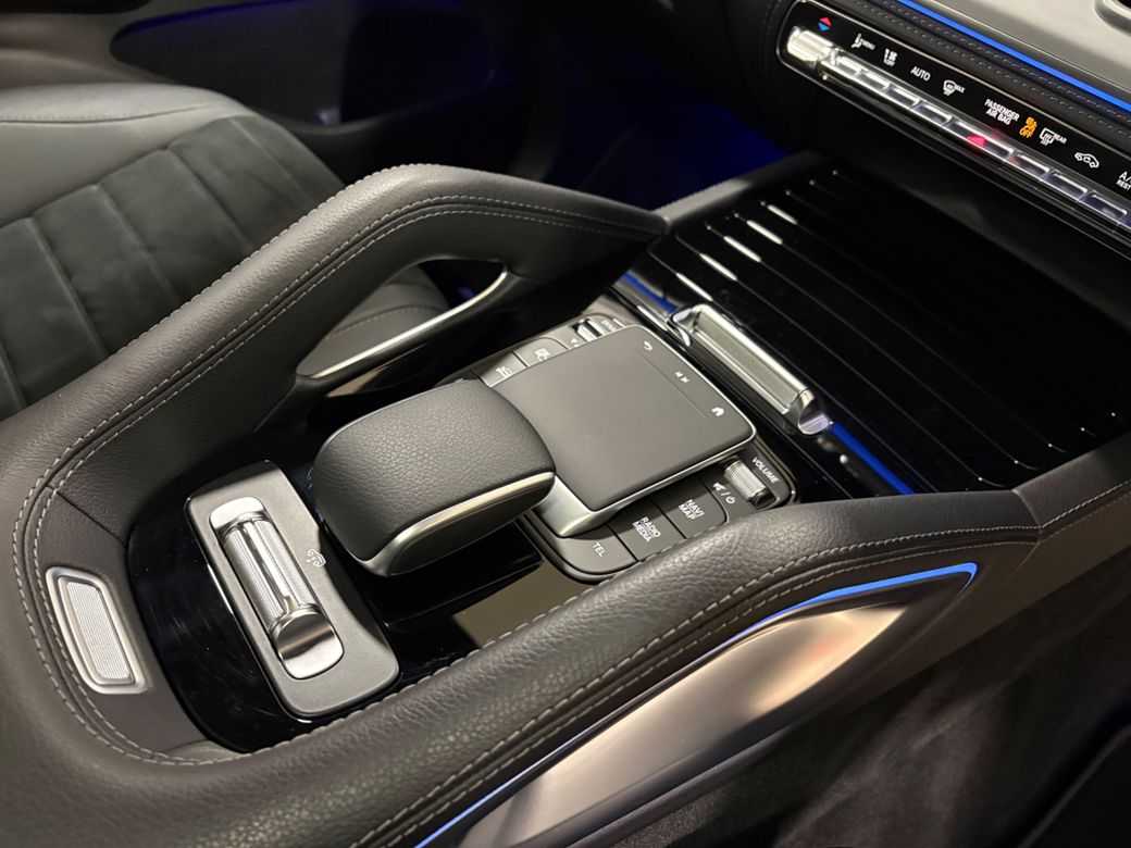 2025 Mercedes-Benz GLE Class