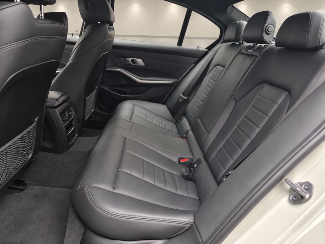 2021 BMW 3 Series