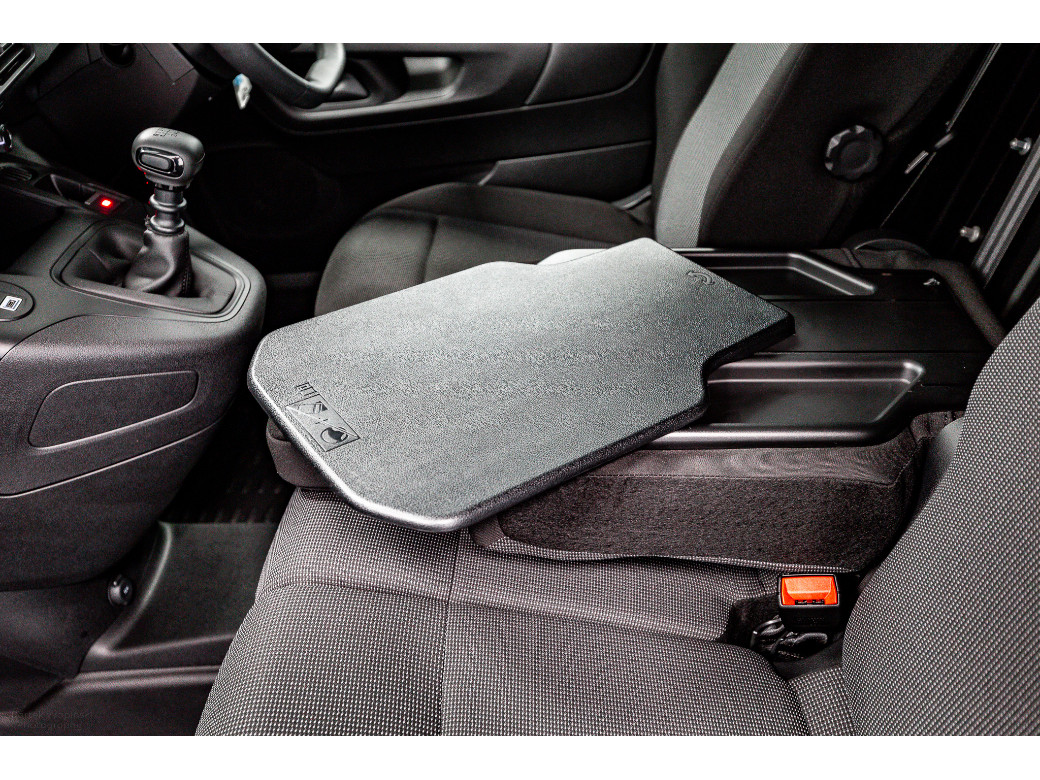 2025 Peugeot Partner