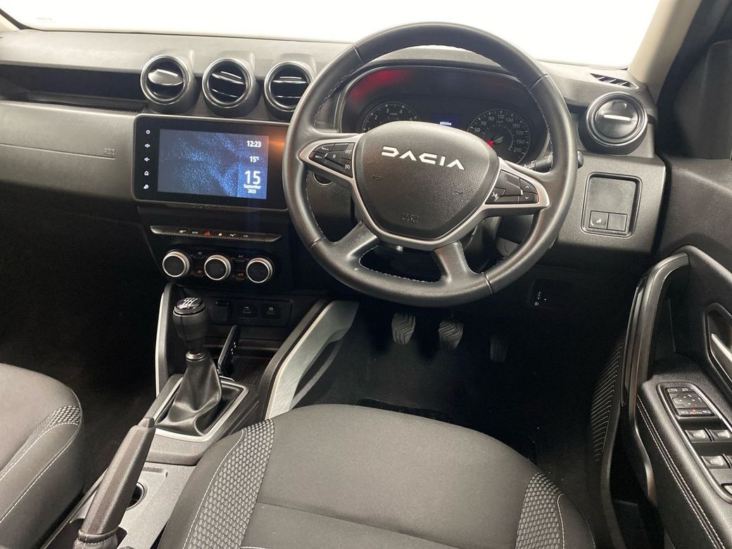 2023 Dacia Duster