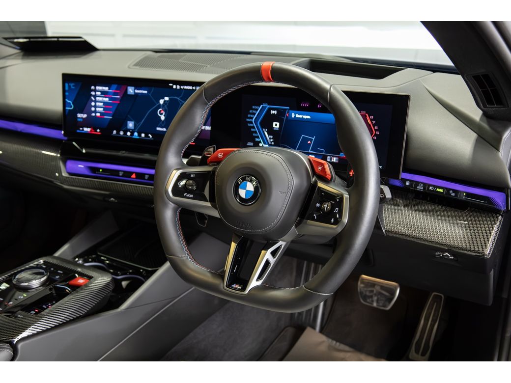 2025 BMW M5