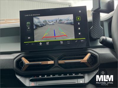 2025 Dacia Duster