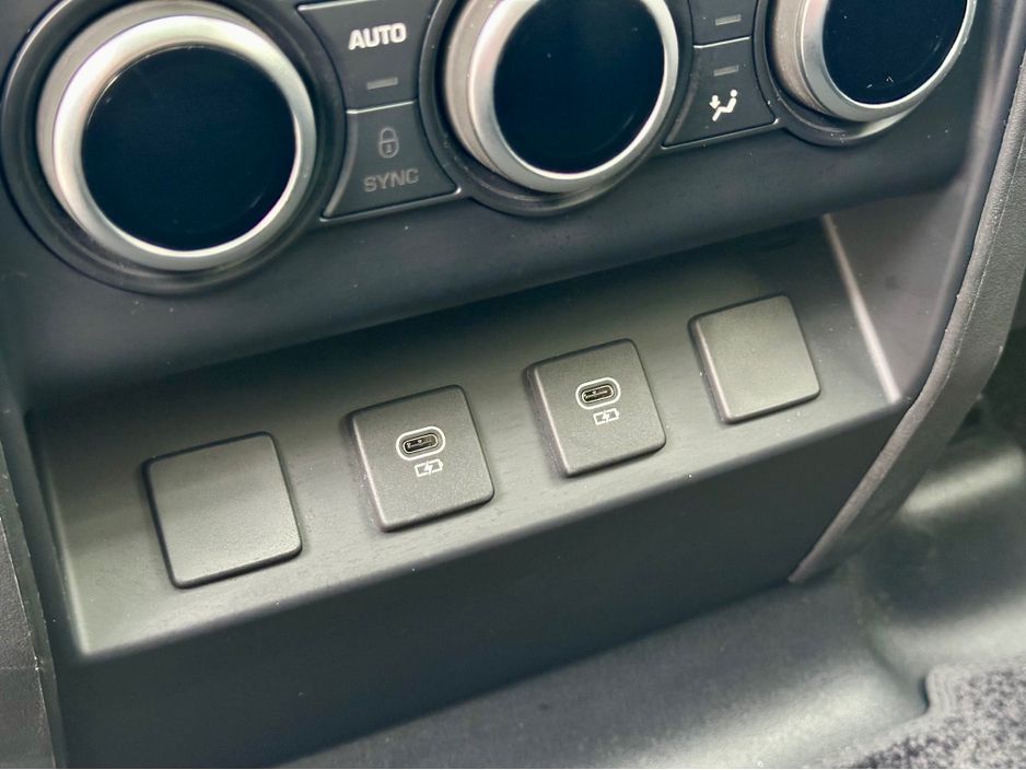 2024 Land Rover Defender