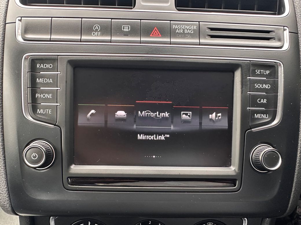 2015 Volkswagen Polo