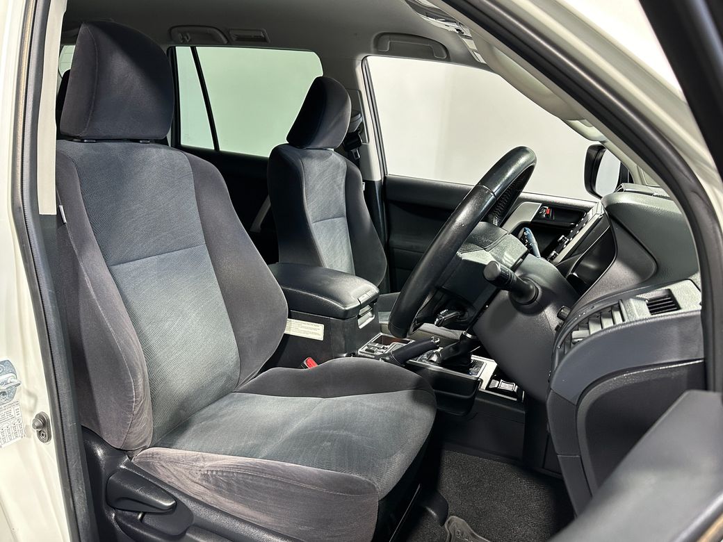 2020 Toyota Landcruiser