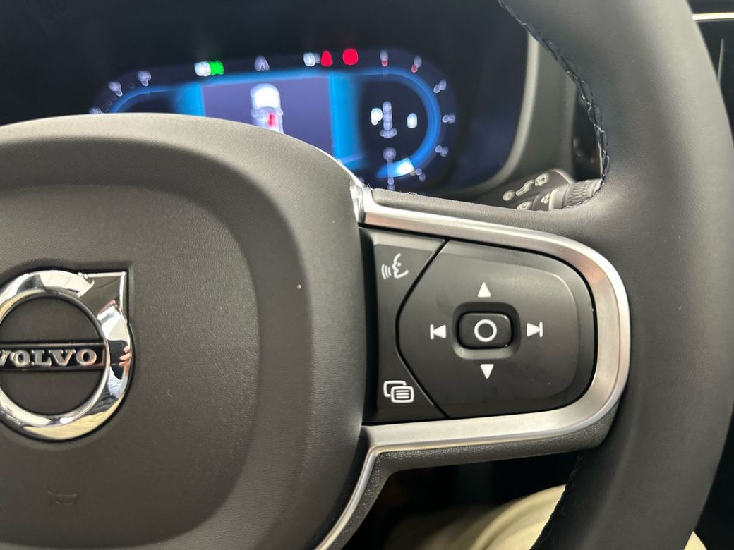 2022 Volvo XC60