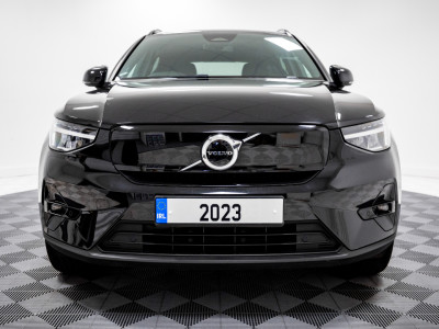 2023 Volvo XC40