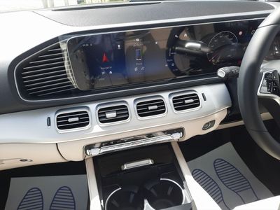 2025 Mercedes-Benz GLE Class