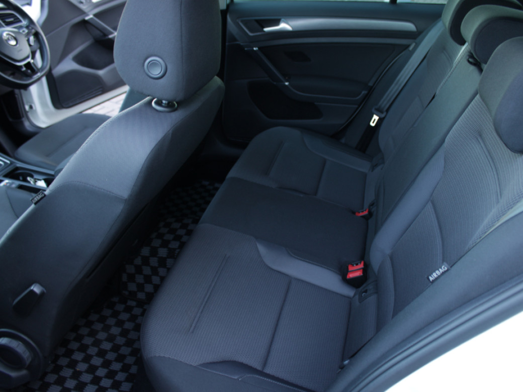 2020 Volkswagen Golf