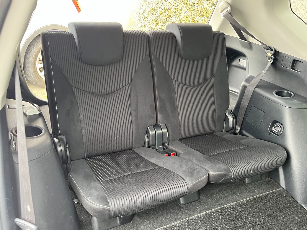 2018 Toyota Prius Alpha