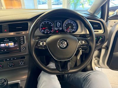 2016 Volkswagen Golf