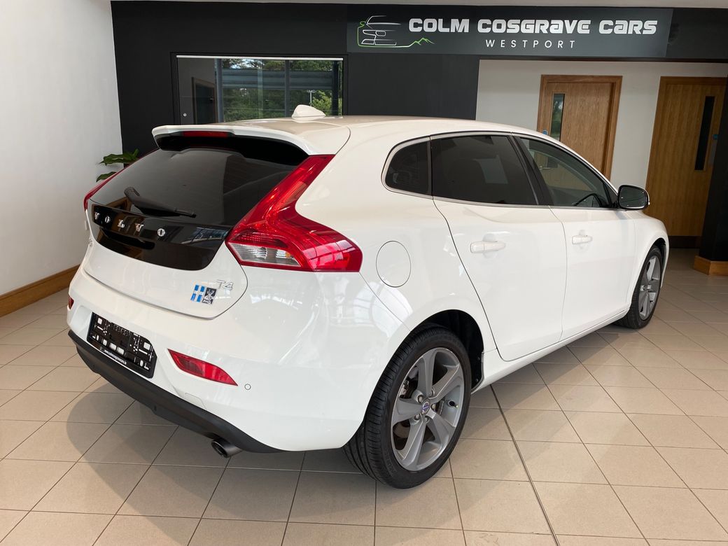 2013 Volvo V40