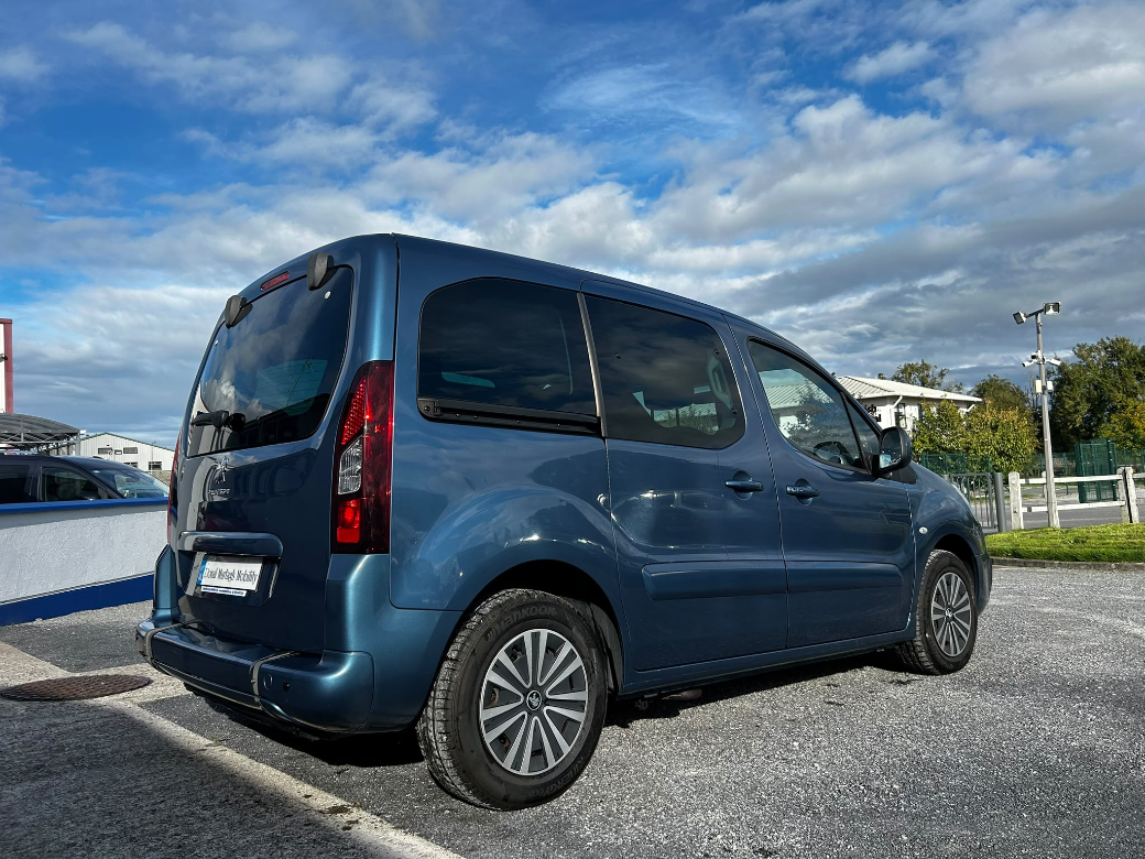 2017 Peugeot Partner Tepee