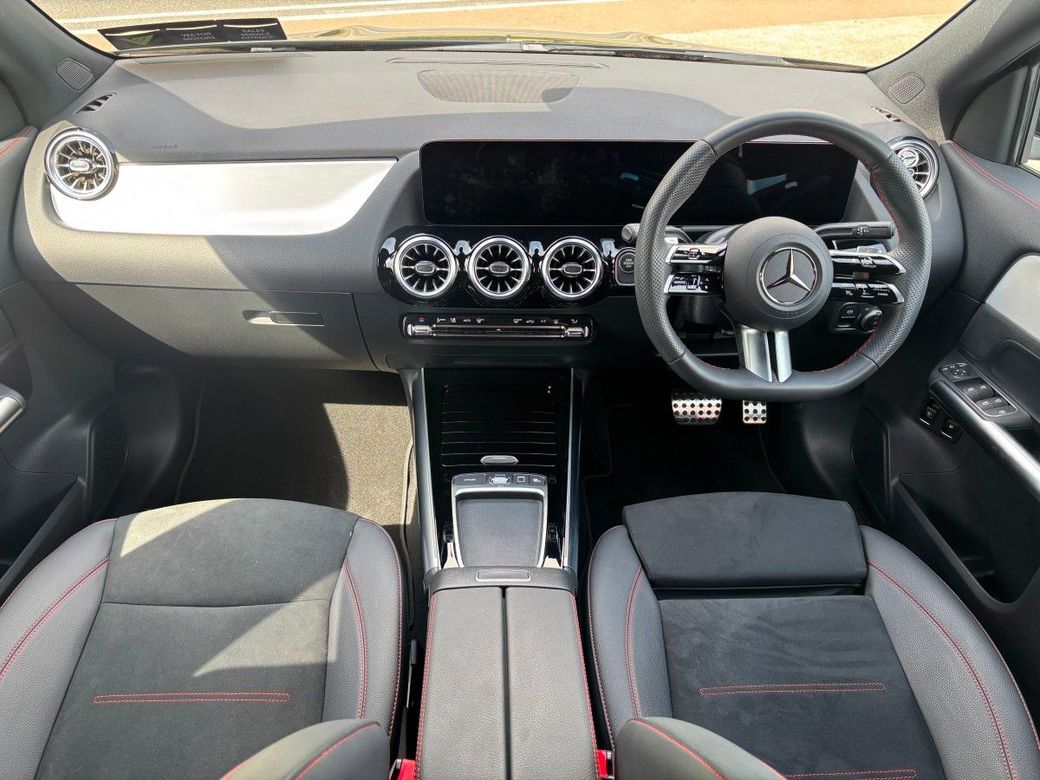 2025 Mercedes-Benz GLA Class