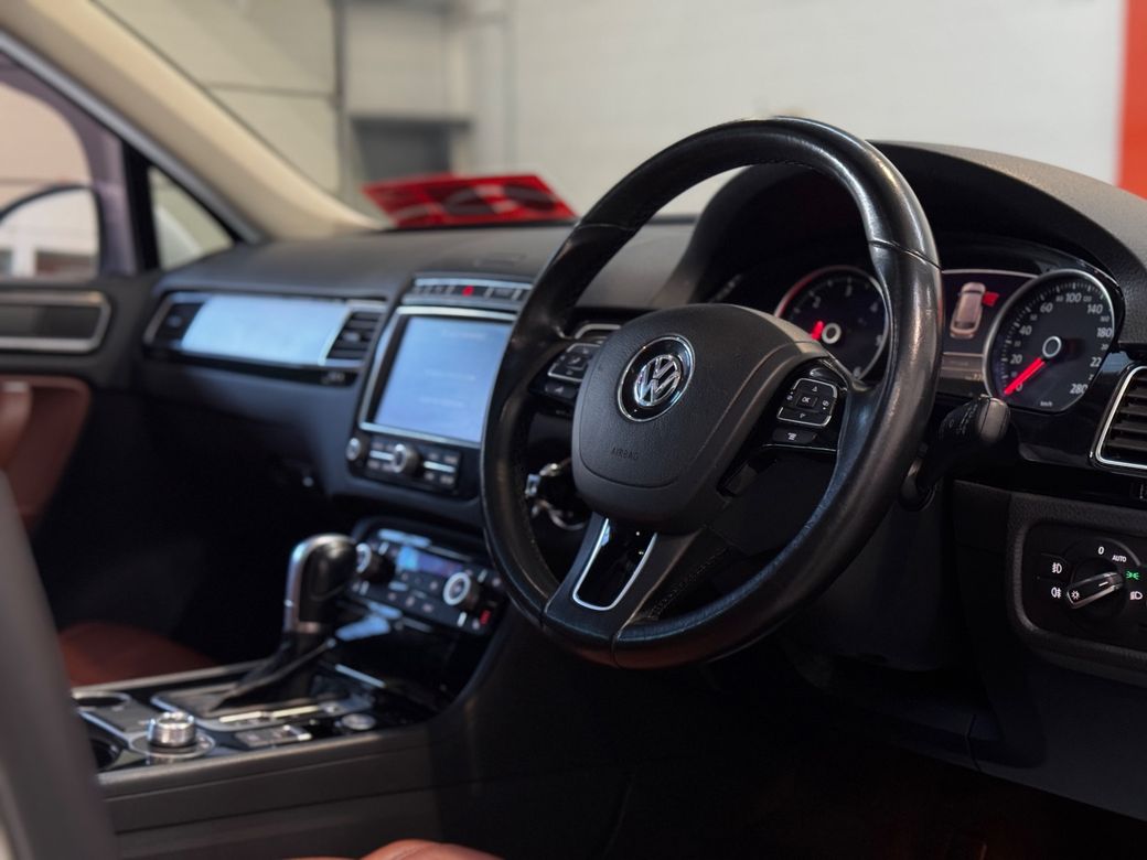 2018 Volkswagen Touareg