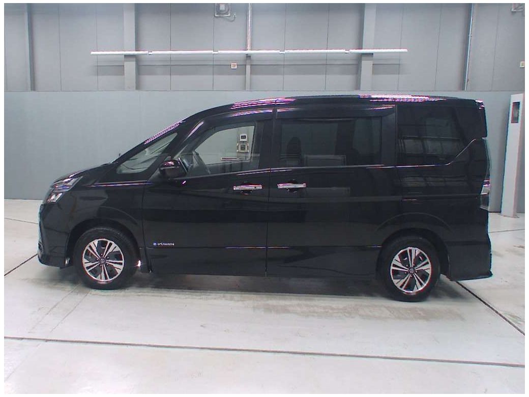2022 Nissan Serena