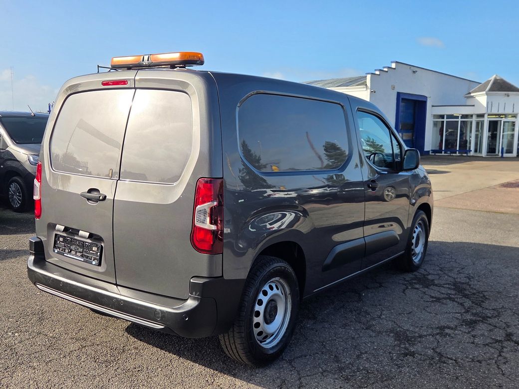 2020 Peugeot Partner