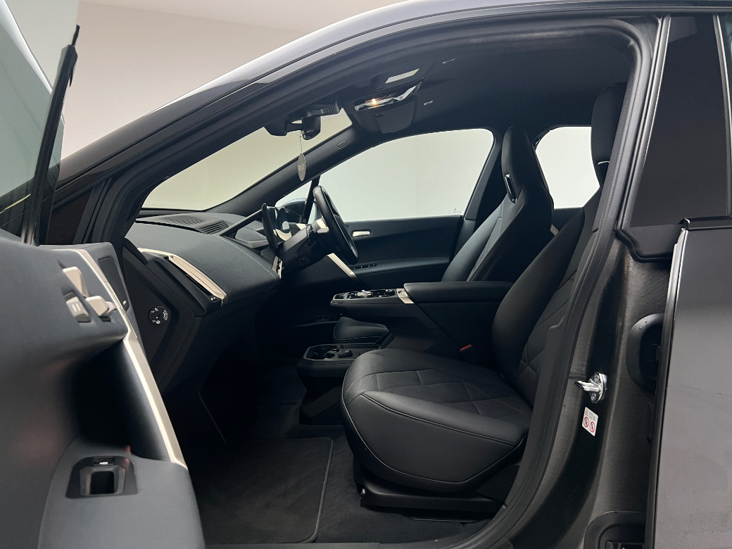 2022 BMW iX