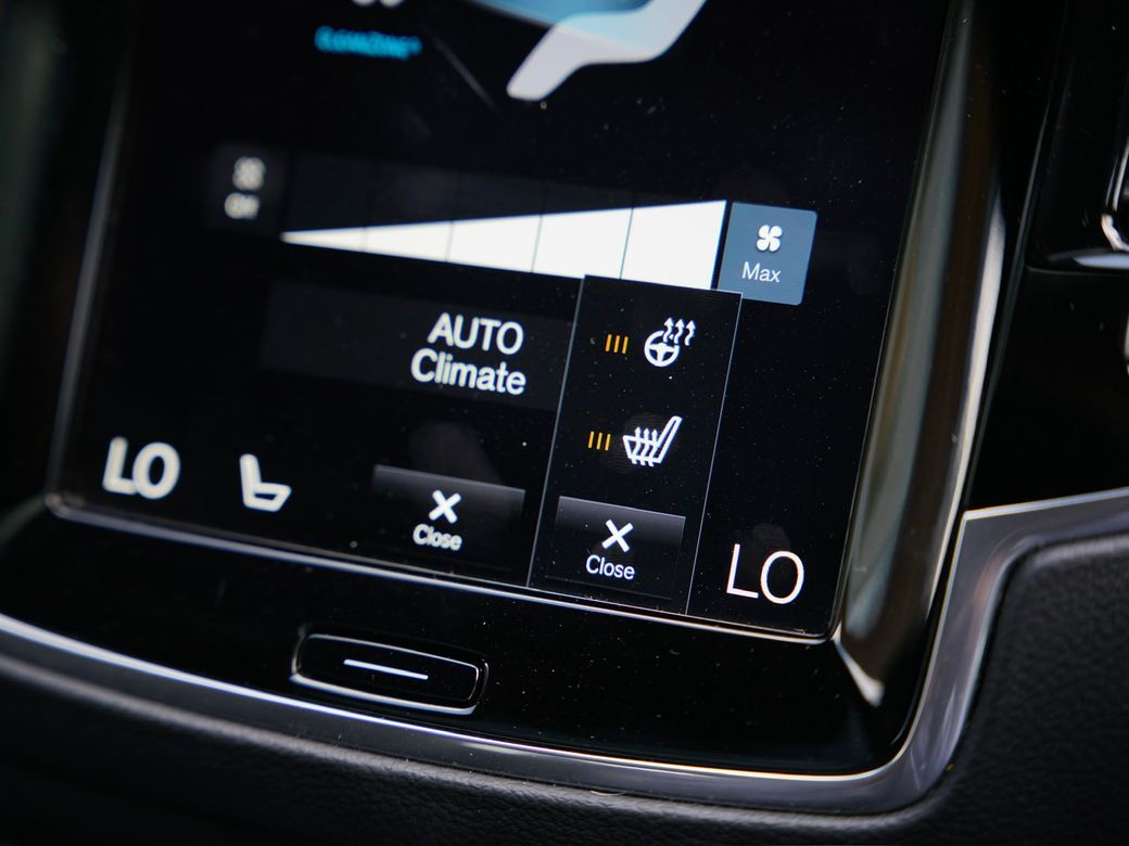 2022 Volvo XC90