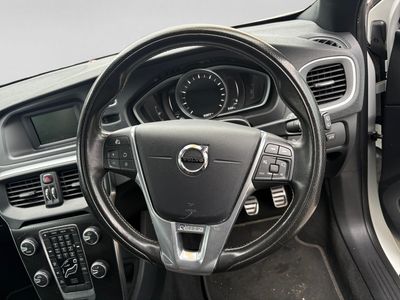 2017 Volvo V40