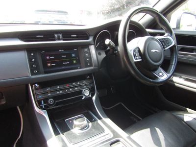 2017 Jaguar XF