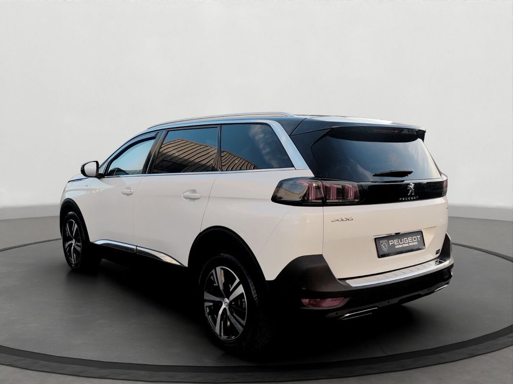 2023 Peugeot 5008