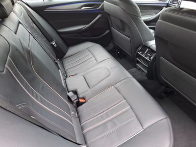 2020 BMW 520