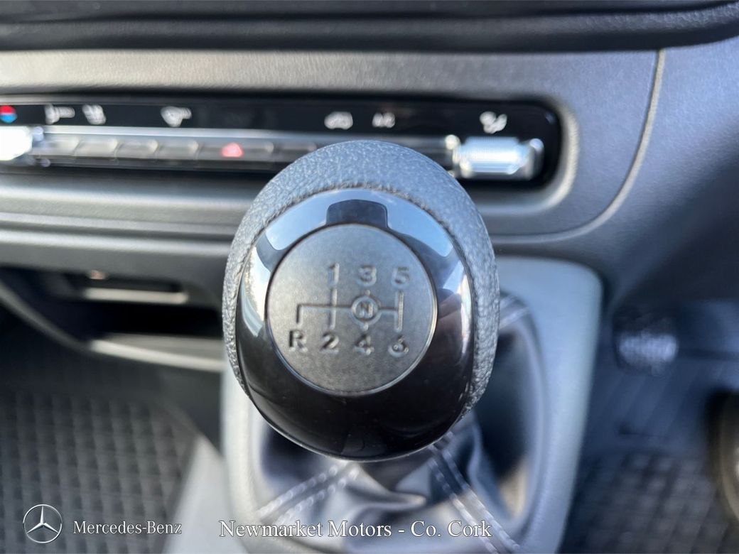 2026 Mercedes-Benz Vito