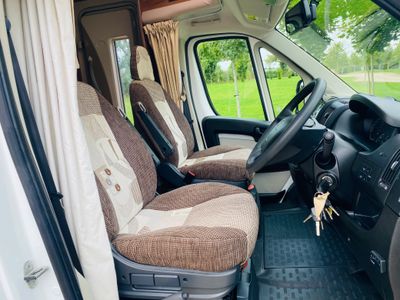 2013 AUTOSLEEPER BROADWAY LOW PROFILE R.H.D 