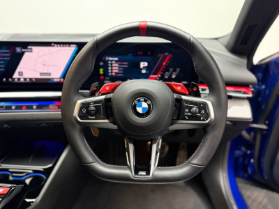 2025 BMW M5