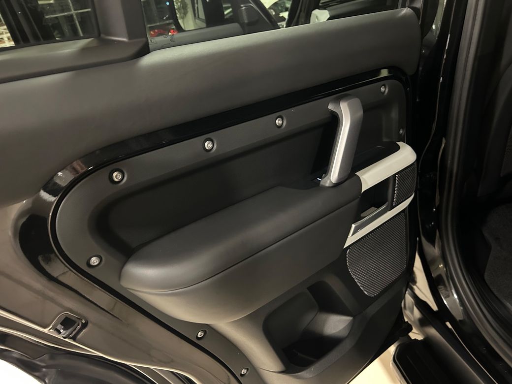 2024 Land Rover Defender