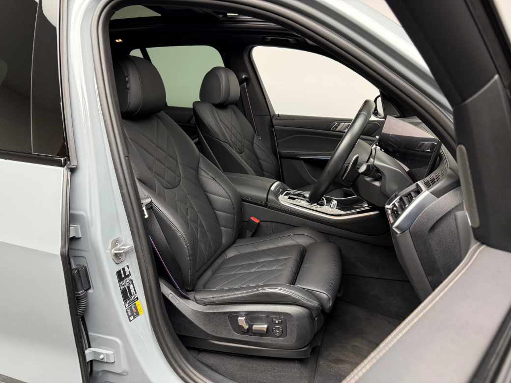 2025 BMW X5