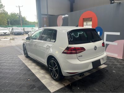 2016 Volkswagen Golf