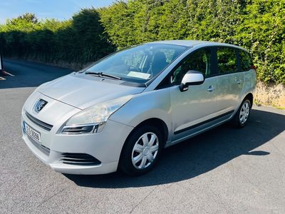 2012 Peugeot 5008