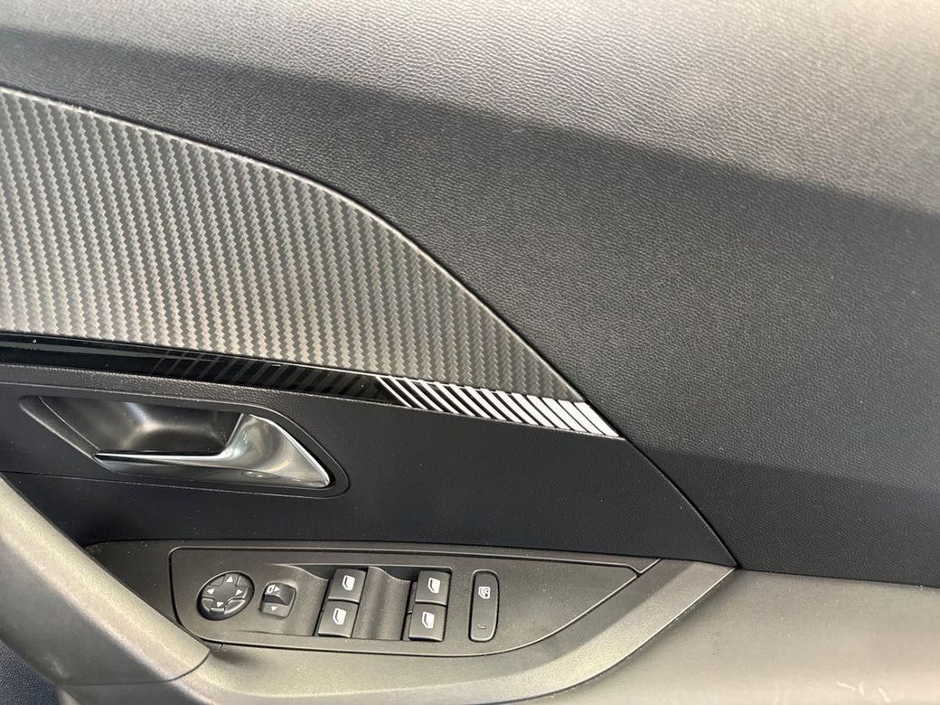 2025 Peugeot 2008